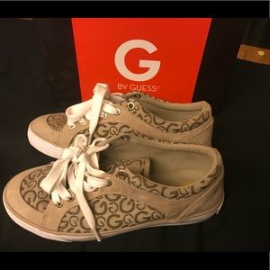 GG oulala tan and white sneaker
